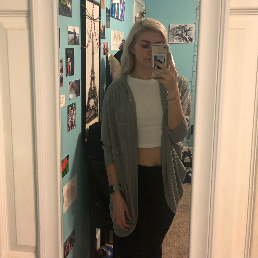 Grey cardigan